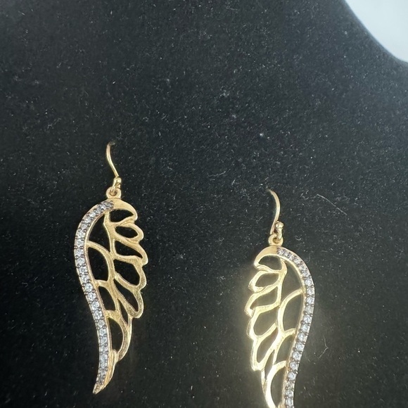 Stella and Dot Bellissimo angel wings with rhinestones earrings - Picture 3 of 6
